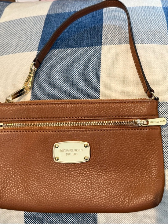 Michael Kors Handbags - Michael Kors Cognac colored Pebbled Leather Wristlet with Gold Hardware